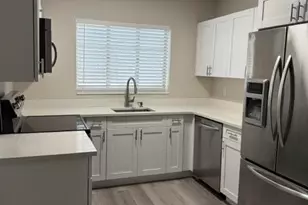112 Lake Ave, Lake Worth Beach, FL 33460 - Photo 4