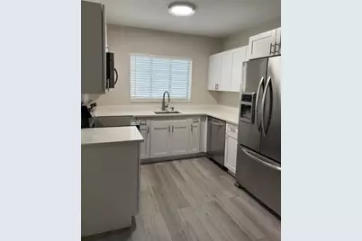 112 Lake Avenue #5, Lake Worth Beach, FL 33460 - Photo 4