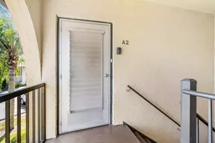 322 Pine Ridge Cir, Greenacres, FL 33463 - Photo 4