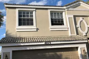 9019 Alexandra Cir, Wellington, FL 33414 - Photo 2