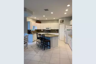 9019 Alexandra Circle, Wellington, FL 33414 - Photo 16