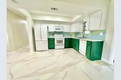 5630 Hollywood Boulevard, Hollywood, FL 33021 - Photo 18