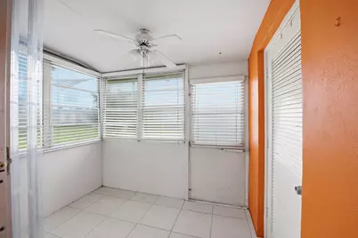 2789 Ashley Drive W #C, West Palm Beach, FL 33415 - Photo 6