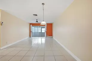 2789 Ashley Dr W, West Palm Beach, FL 33415 - Photo 4