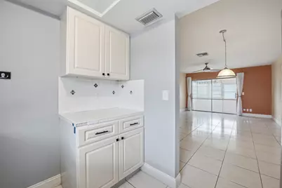 2789 Ashley Drive W #C, West Palm Beach, FL 33415 - Photo 6