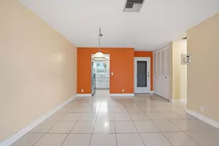 2789 Ashley Dr W, West Palm Beach, FL 33415 - Photo 10