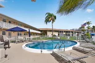 298 SE 6th Ave, Pompano Beach, FL 33060 - Photo 2