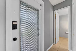 251 NW 76th Ave, Margate, FL 33063 - Photo 4