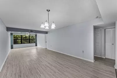 6097 Balboa Circle #202, Boca Raton, FL 33433 - Photo 8