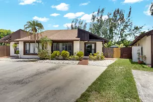 3768 Mil Lake Ct, Greenacres, FL 33463 - Photo 2