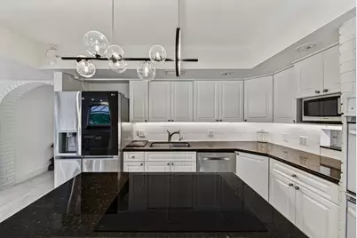 2056 NE 21st Court, Wilton Manors, FL 33305 - Photo 28