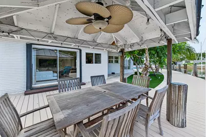 2056 NE 21st Court, Wilton Manors, FL 33305 - Photo 4