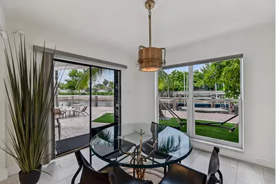 2056 NE 21st Court, Wilton Manors, FL 33305 - Photo 26