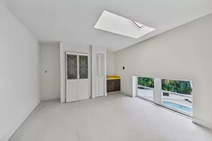 2056 NE 21st Ct, Wilton Manors, FL 33305 - Photo 20