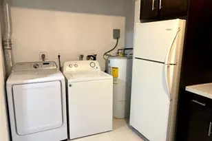 2400 NW 21st St, Fort Lauderdale, FL 33311 - Photo 18