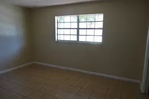 2400 NW 21st St, Fort Lauderdale, FL 33311 - Photo 8