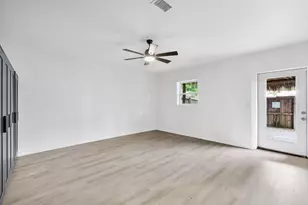 701 SE 5th Ct, Pompano Beach, FL 33060 - Photo 10