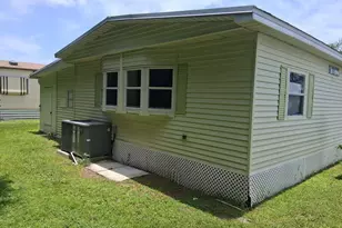 214 W Caribbean, Port Saint Lucie, FL 34952 - Photo 4