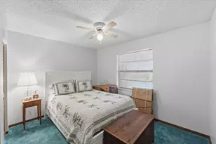 397 La Mancha Ave, Royal Palm Beach, FL 33411 - Photo 22