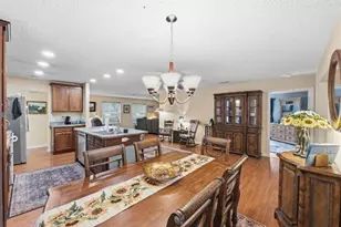 397 La Mancha Ave, Royal Palm Beach, FL 33411 - Photo 10
