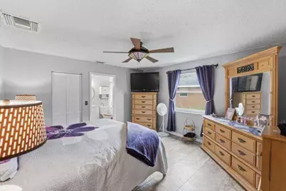 397 La Mancha Avenue, Royal Palm Beach, FL 33411 - Photo 16
