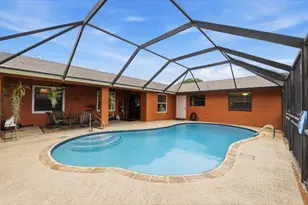 397 La Mancha Ave, Royal Palm Beach, FL 33411 - Photo 32