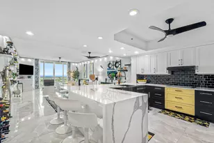 2640 Lake Shore Dr, Riviera Beach, FL 33404 - Photo 4