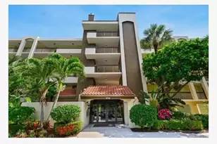955 Egret Cir, Delray Beach, FL 33444 - Photo 1