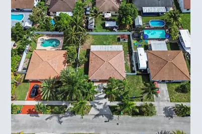 13435 SW 257th Terrace, Homestead, FL 33032 - Photo 2