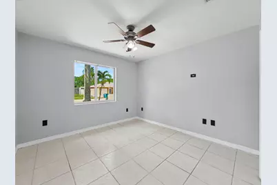 13435 SW 257th Terrace, Homestead, FL 33032 - Photo 12