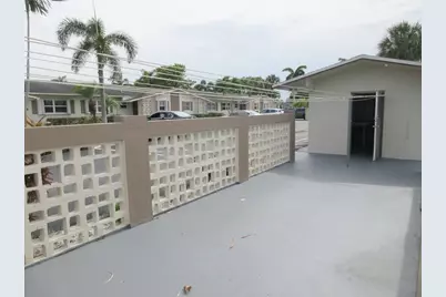 2572 Emory Drive E #J, West Palm Beach, FL 33415 - Photo 20