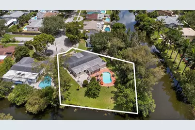 8951 SW 51st Place, Cooper City, FL 33328 - Photo 2