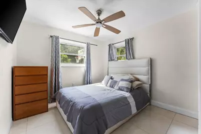 8951 SW 51st Place, Cooper City, FL 33328 - Photo 20