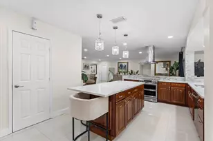 8951 SW 51st Pl, Cooper City, FL 33328 - Photo 10