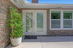 6185 White Oak Ct, Jupiter, FL 33458 - Photo 4