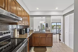 313 Lake Circle, North Palm Beach, FL 33408 - Photo 10