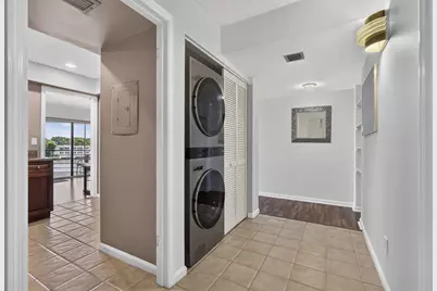 313 Lake Circle #316, North Palm Beach, FL 33408 - Photo 4