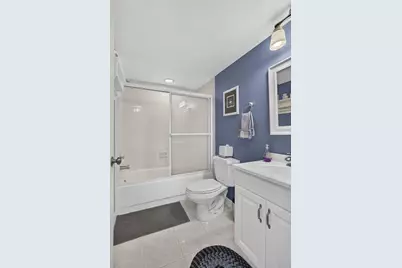 313 Lake Circle #316, North Palm Beach, FL 33408 - Photo 8