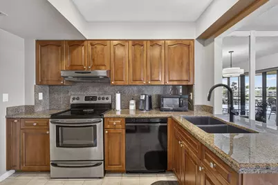 313 Lake Circle #316, North Palm Beach, FL 33408 - Photo 12