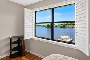 313 Lake Circle, North Palm Beach, FL 33408 - Photo 28