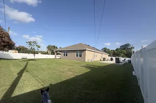 103 SW Oakridge Dr, Port Saint Lucie, FL 34984 - Photo 4
