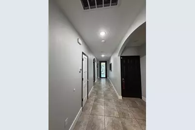 103 SW Oakridge Drive, Port Saint Lucie, FL 34984 - Photo 18