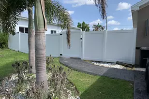 103 SW Oakridge Dr, Port Saint Lucie, FL 34984 - Photo 40