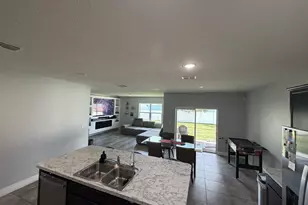 103 SW Oakridge Dr, Port Saint Lucie, FL 34984 - Photo 10