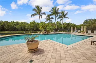200 N Crestwood Ct N, Royal Palm Beach, FL 33411 - Photo 24