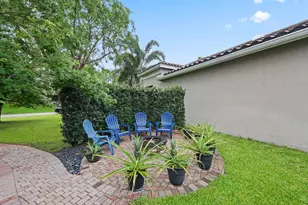8396 Calabria Lakes Drive, Boynton Beach, FL 33473 - Photo 4