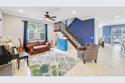 8396 Calabria Lakes Drive, Boynton Beach, FL 33473 - Photo 4