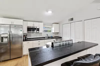 3872 Mackinac Road, Lake Worth Beach, FL 33462 - Photo 4