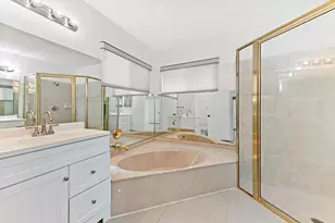 5421 Helene Cir, Boynton Beach, FL 33472 - Photo 24