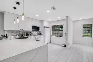21362 Juego Cir, Boca Raton, FL 33433 - Photo 2